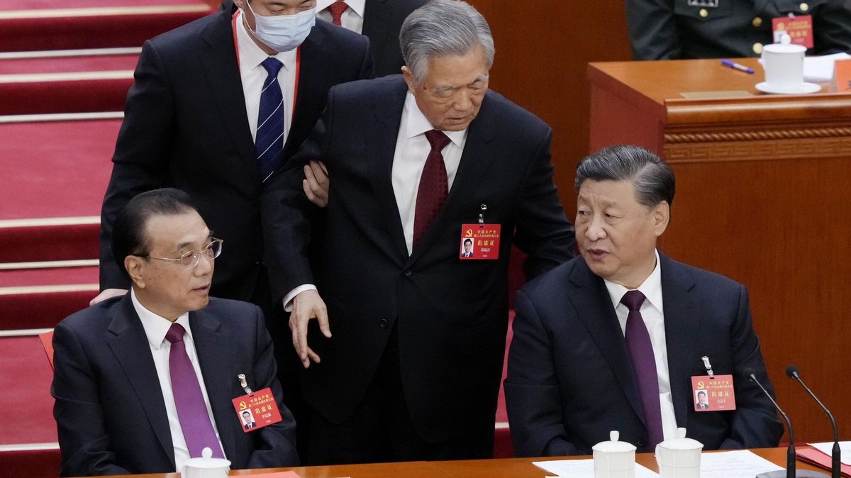 Čína překvapivě ukázala exprezidenta, o němž se myslelo, že „byl zmizen“